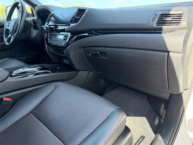 Used 2024 Honda Ridgeline Black Edition image 11