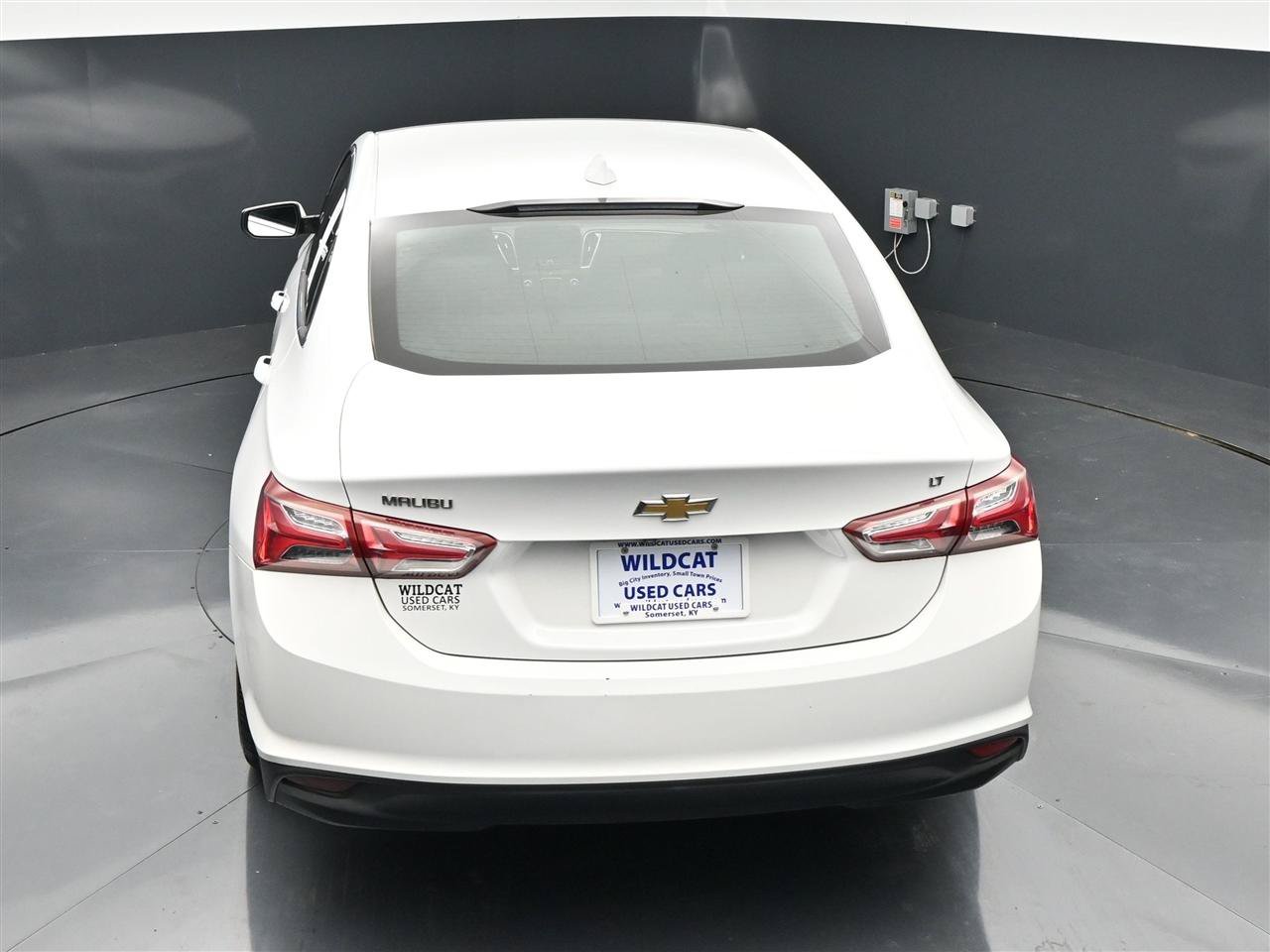 Used 2022 Chevrolet Malibu LT FWD image 25