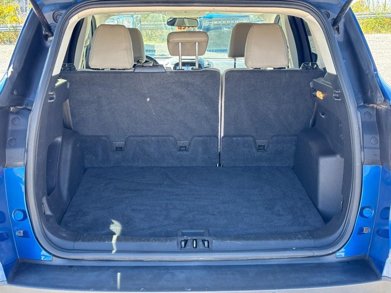 Used 2017 Ford Escape SE w/ SE Leather Comfort Package FWD image 11