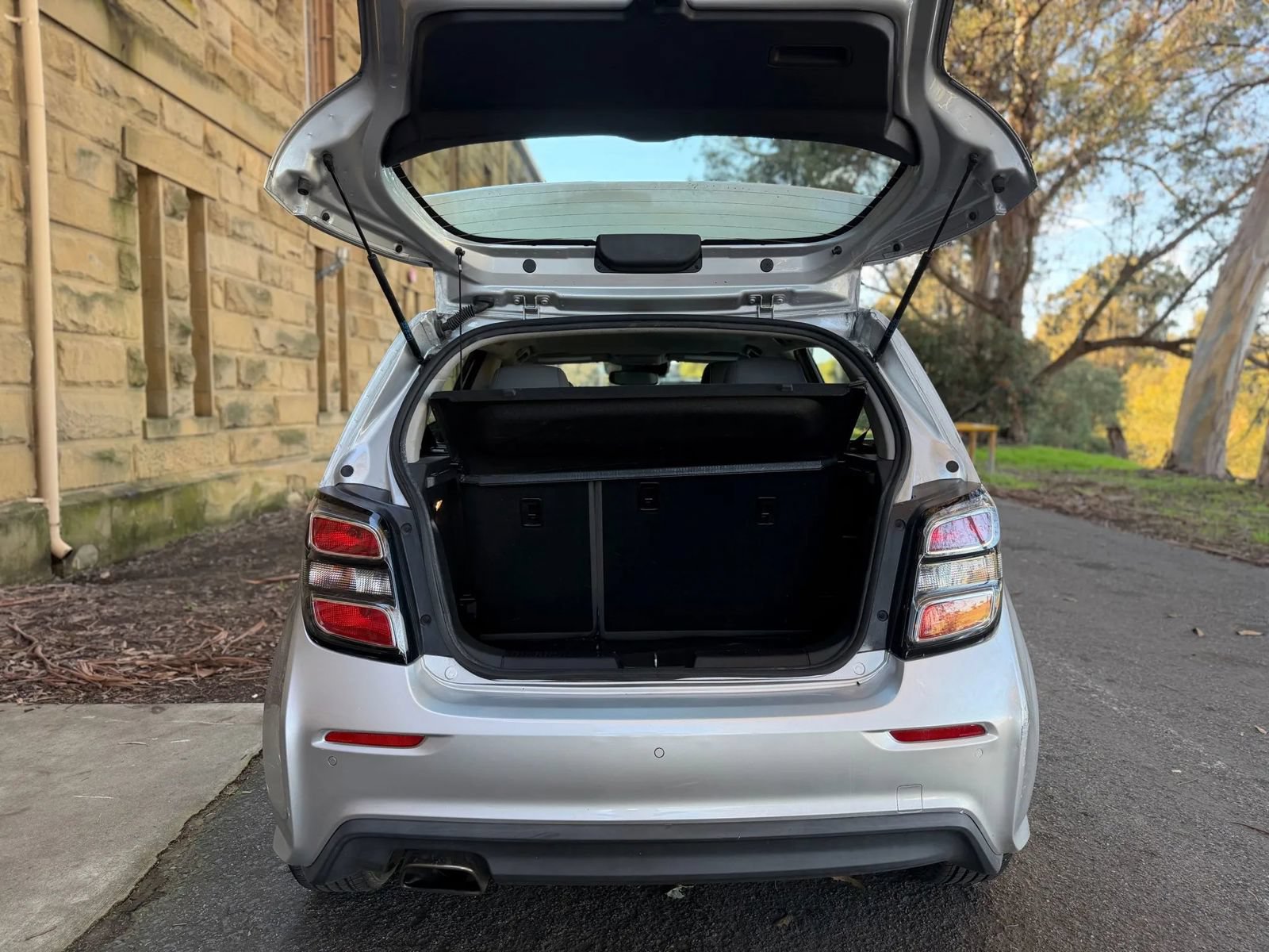 Used 2020 Chevrolet Sonic LT FWD image 19