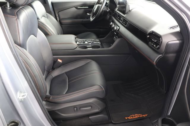 Used 2024 Honda Pilot TrailSport image 27