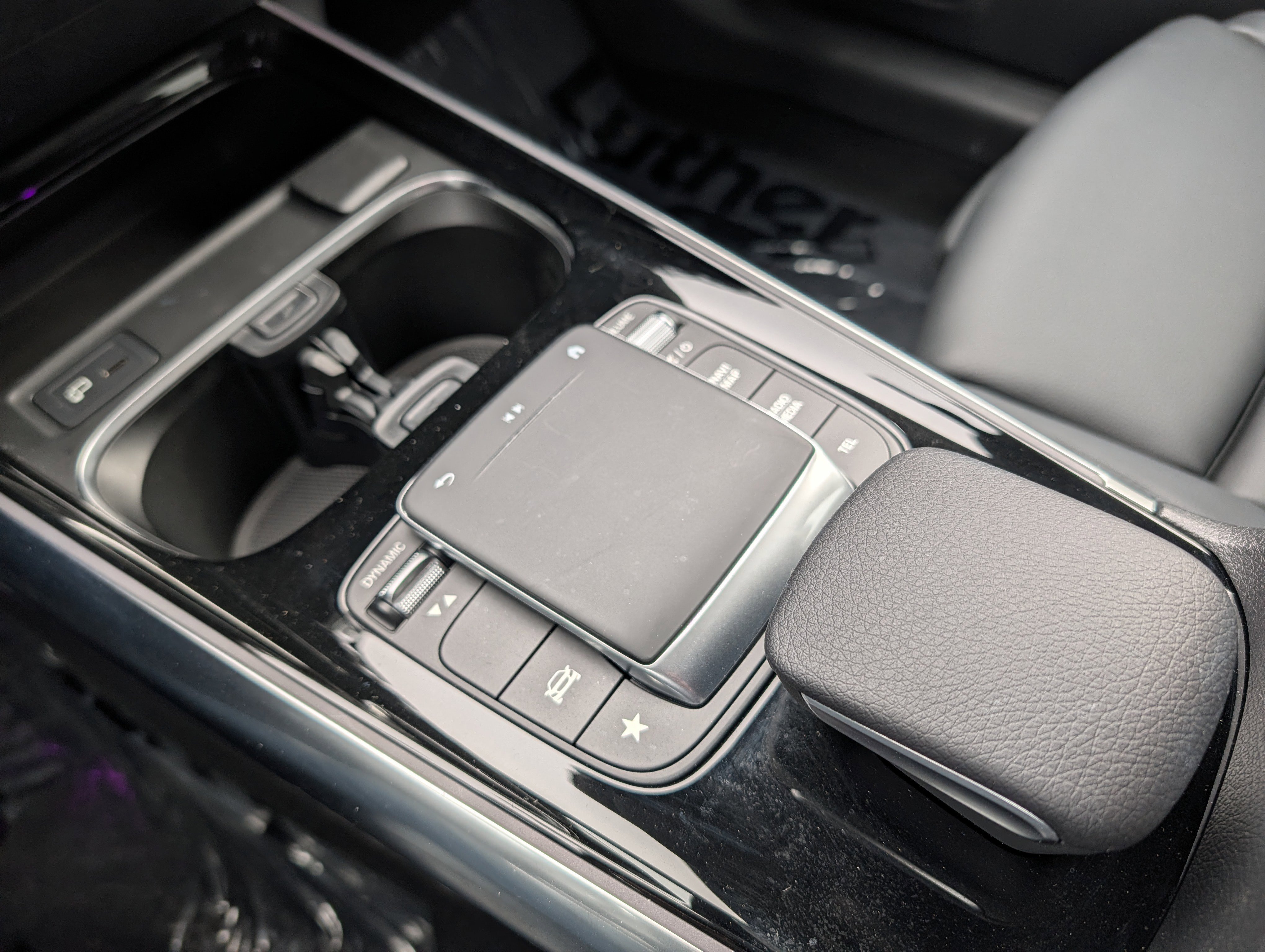 Used 2021 Mercedes-Benz GLA 250 4MATIC image 24