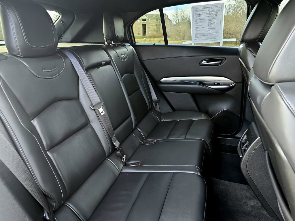 Used 2022 Cadillac XT4 Premium Luxury w/ Safety Alert Package image 29