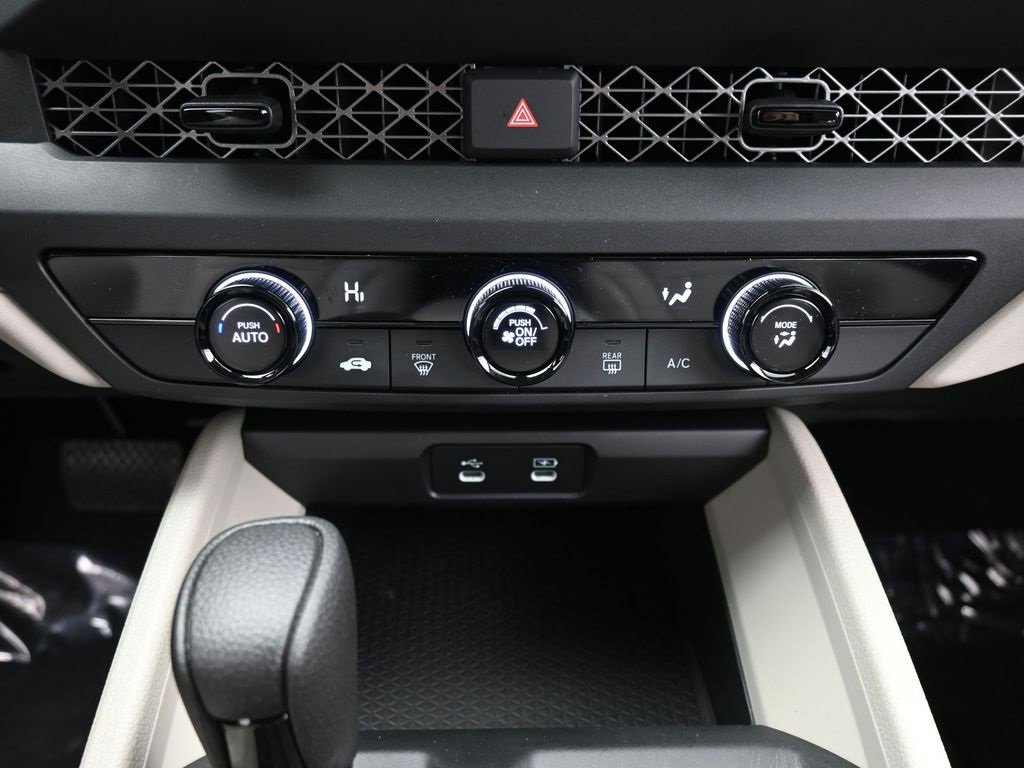 Certified 2025 Honda Accord LX image 44