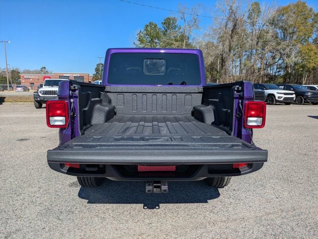 New 2026 Jeep Gladiator Sport AWD/4WD image 13