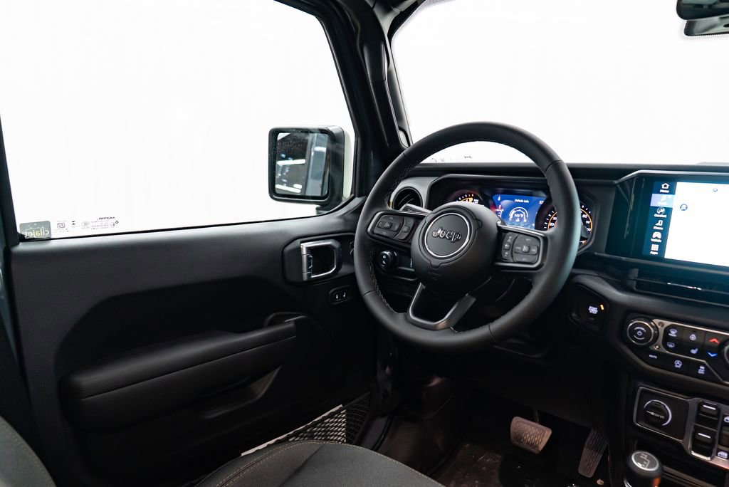 New 2026 Jeep Gladiator Sport AWD/4WD image 11