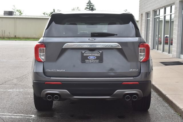 Used 2022 Ford Explorer Platinum w/ Equipment Group 601A AWD/4WD image 11