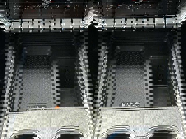 New 2025 GMC Acadia Elevation w/ Elevation Premium Package image 15