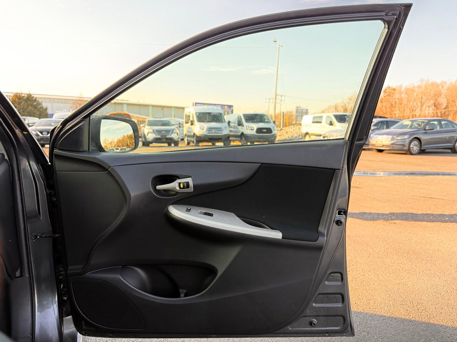 Used 2011 Toyota Corolla S FWD image 23