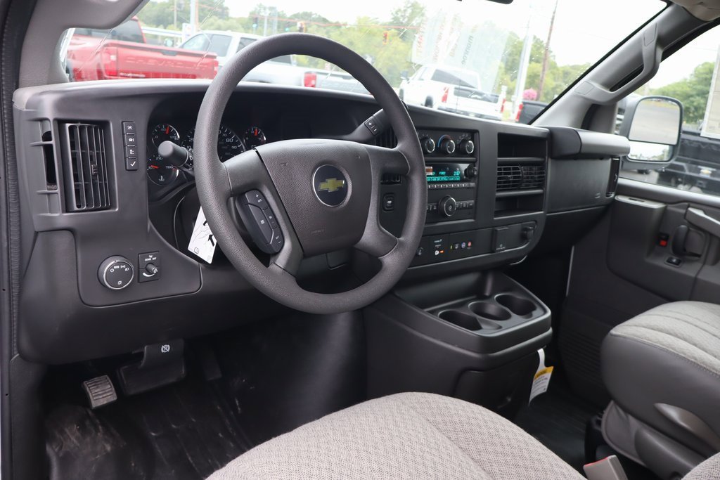 New 2025 Chevrolet Express 2500 w/ Driver Convenience Package image 4