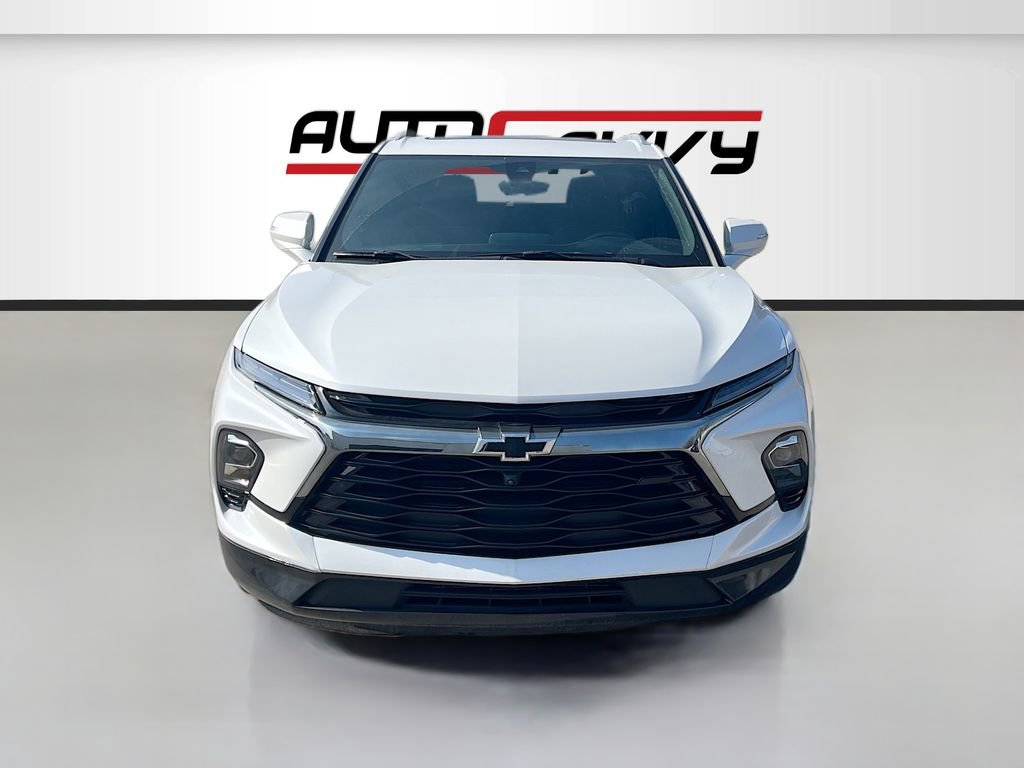 Used 2025 Chevrolet Blazer Premier w/ LPO, Black Sport Package image 2