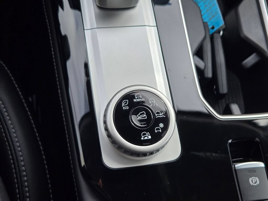 New 2026 Mitsubishi Outlander SEL AWD/4WD image 28