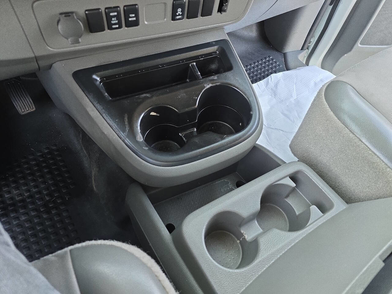 Used 2020 Nissan NV 2500 SV w/ Navigation Package image 31