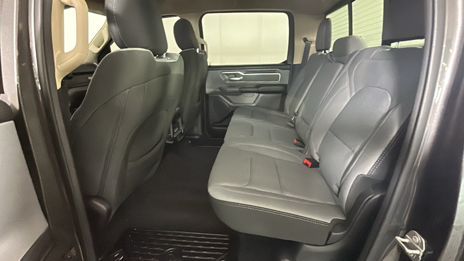 Used 2020 RAM 1500 Big Horn AWD/4WD image 31