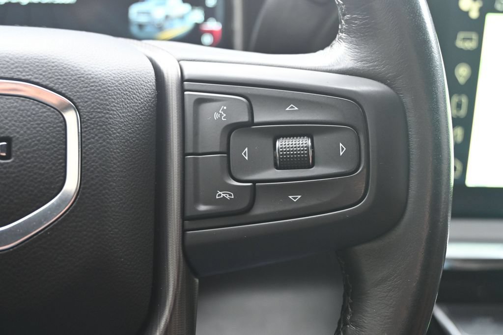 Used 2024 GMC Sierra 3500 Denali Ultimate AWD/4WD image 39