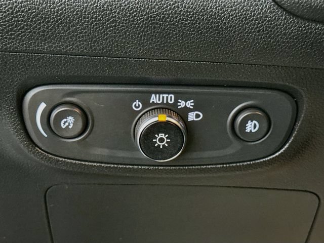 Used 2023 Buick Encore GX Select FWD image 11