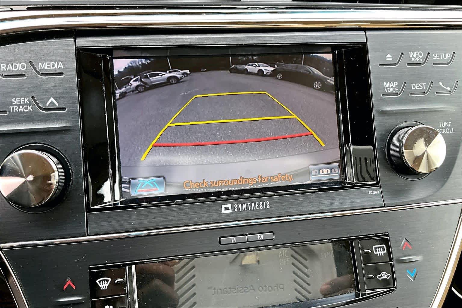 Used 2014 Toyota Avalon Limited FWD image 27