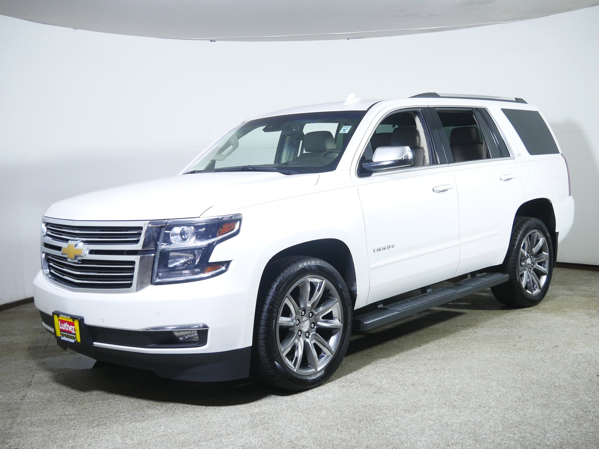 Used 2016 Chevrolet Tahoe LTZ image 3