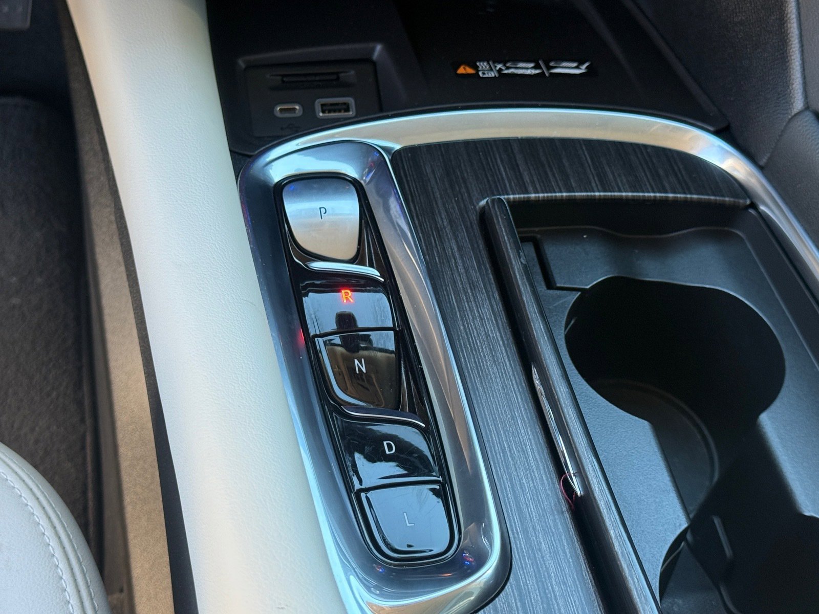 Used 2024 Buick Enclave Avenir w/ Trailering Package, 5000 lbs. image 24