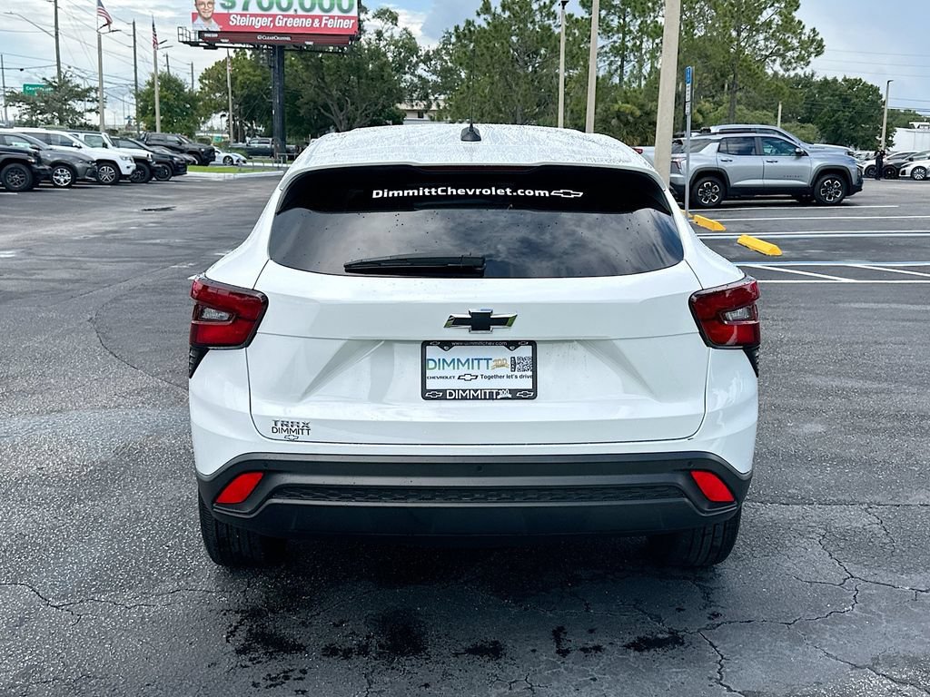 Certified 2024 Chevrolet Trax LS w/ LS Convenience Package FWD image 6