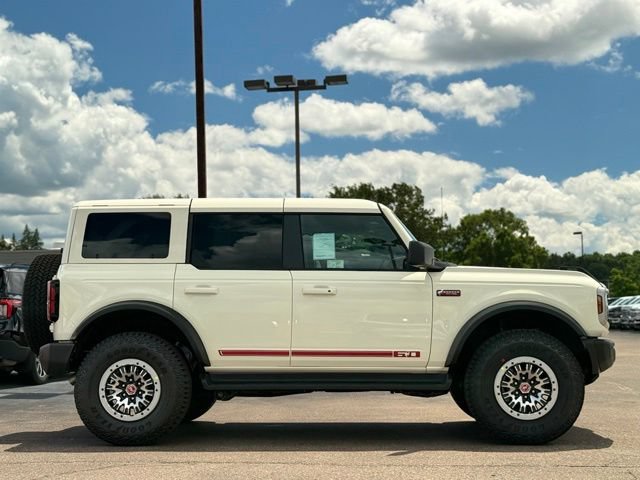 New 2026 Ford Bronco Outer Banks w/ Sasquatch Package AWD/4WD image 42