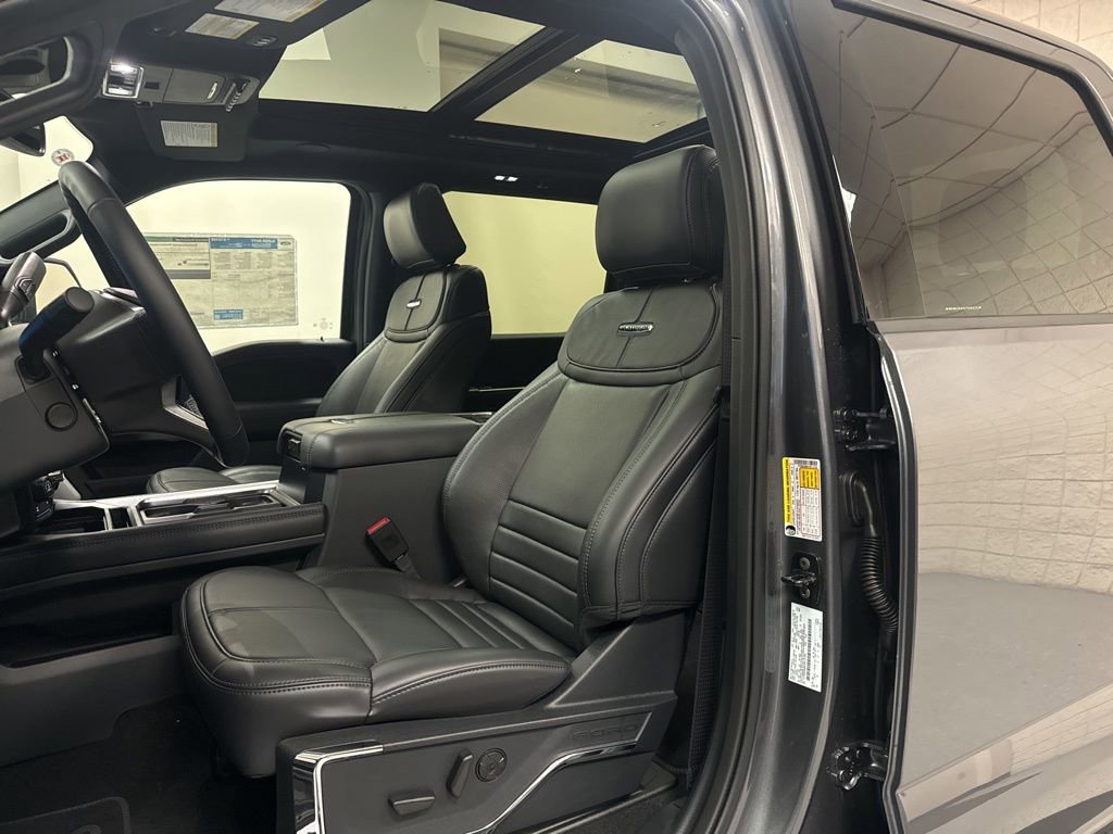 New 2026 Ford F350 Platinum w/ Tremor Off-Road Package image 3