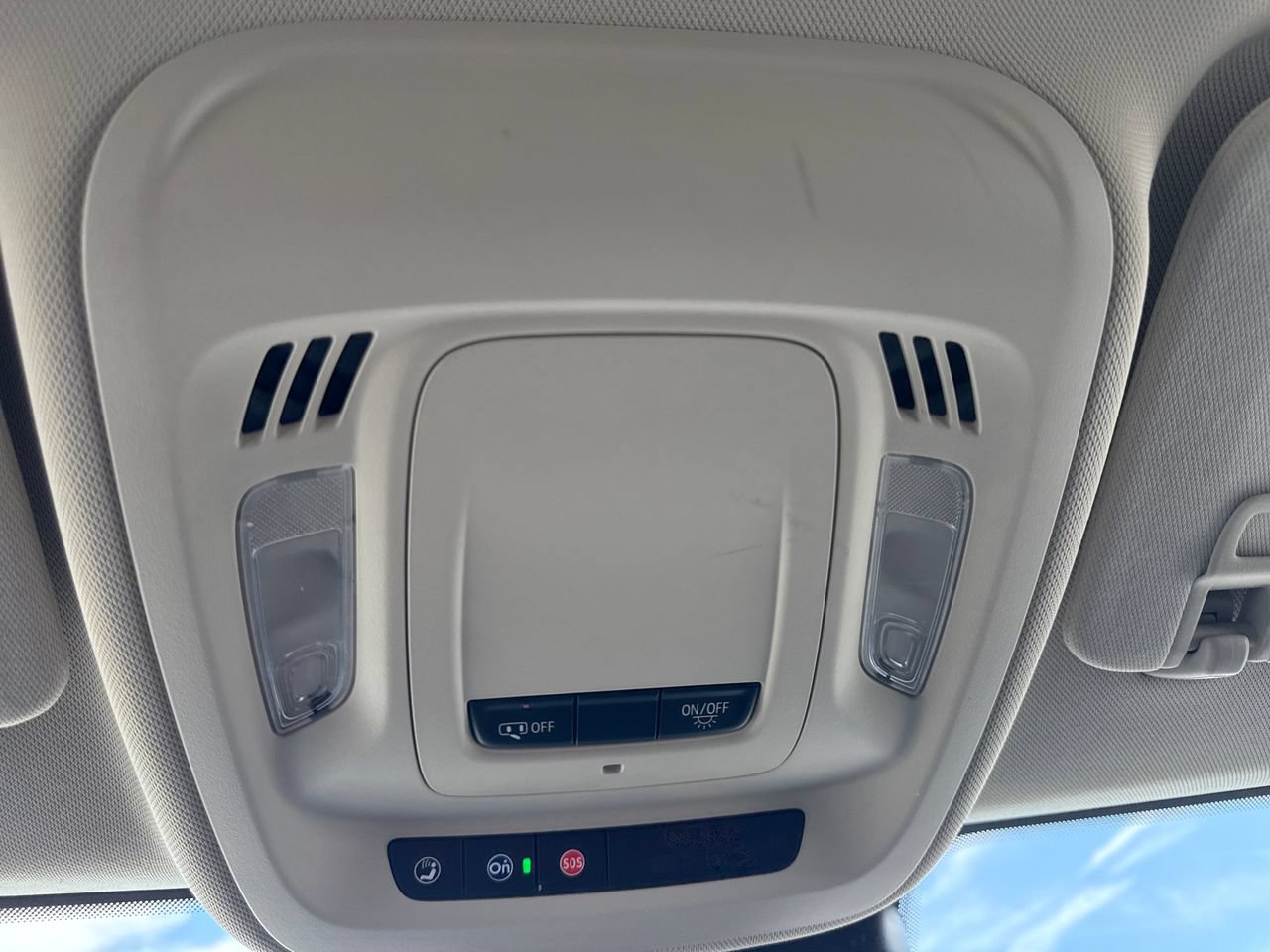 Used 2023 Buick Envision Preferred AWD/4WD image 29