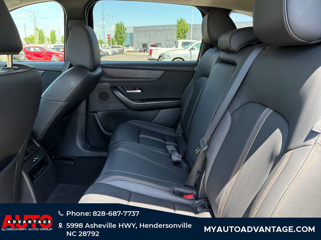 Used 2025 MAZDA CX-90 3.3 Turbo w/ Select Package AWD/4WD image 28