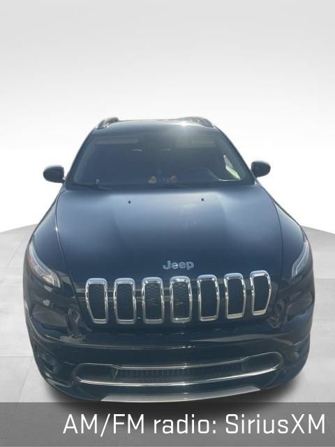 Used 2018 Jeep Cherokee Overland AWD/4WD image 10