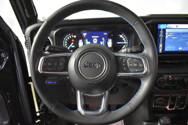 Used 2024 Jeep Wrangler High Altitude AWD/4WD image 15