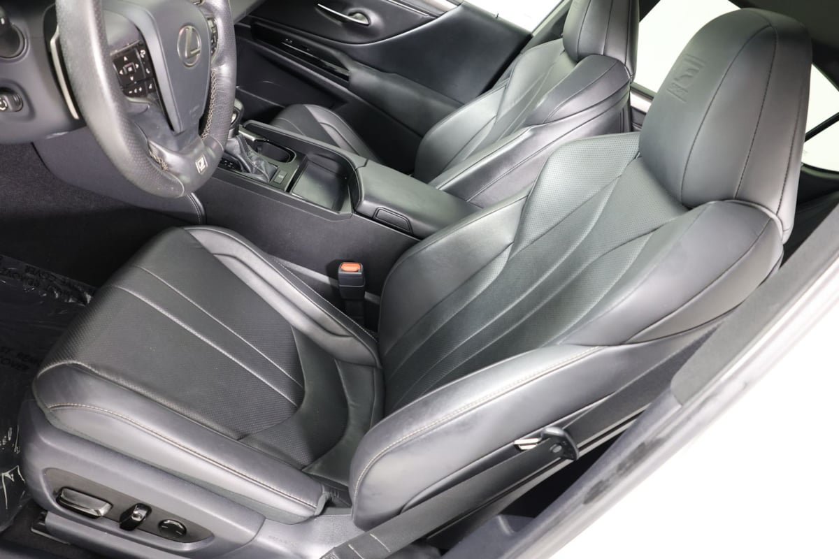 Used 2023 Lexus ES 350 F Sport w/ Accessory Package (Z2) FWD image 9