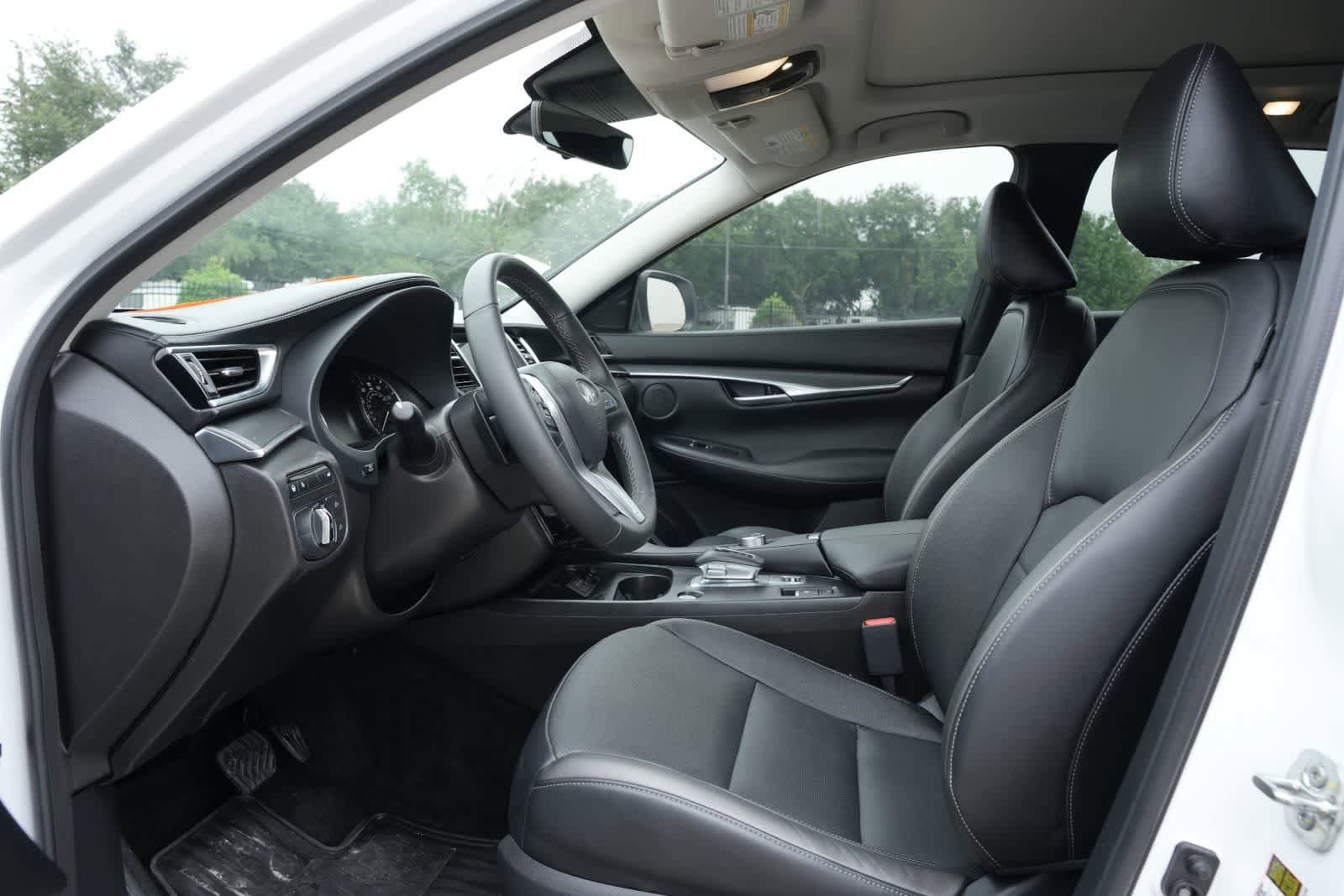 Used 2025 INFINITI QX50 Luxe w/ Cargo Package AWD/4WD image 16
