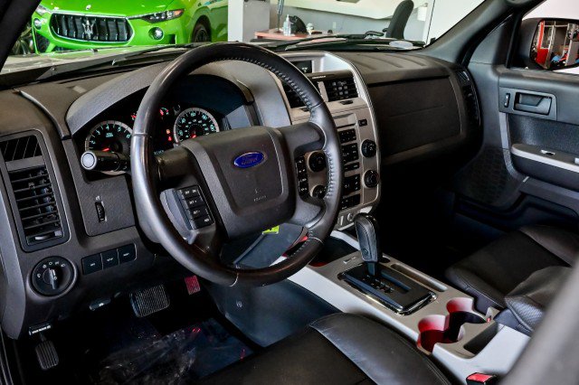 Used 2011 Ford Escape XLT w/ 203A Rapid Spec Order Code AWD/4WD image 13