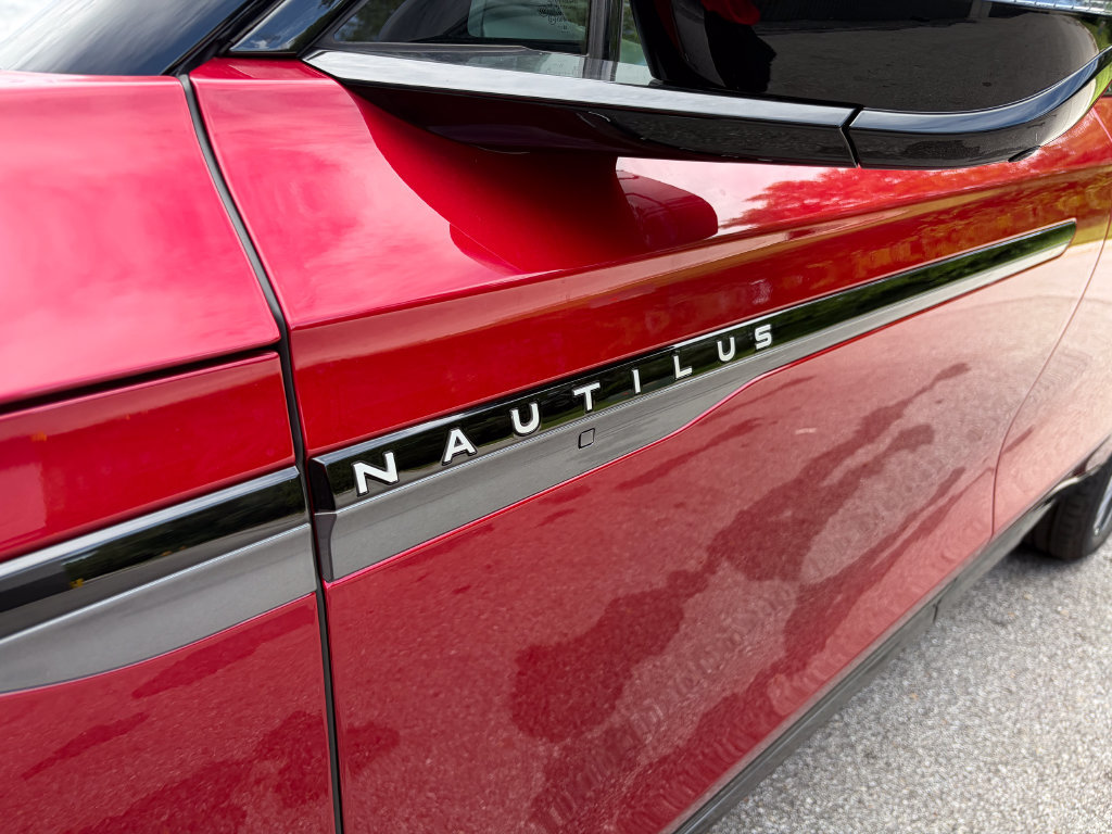 New 2026 Lincoln Nautilus Reserve AWD/4WD image 56