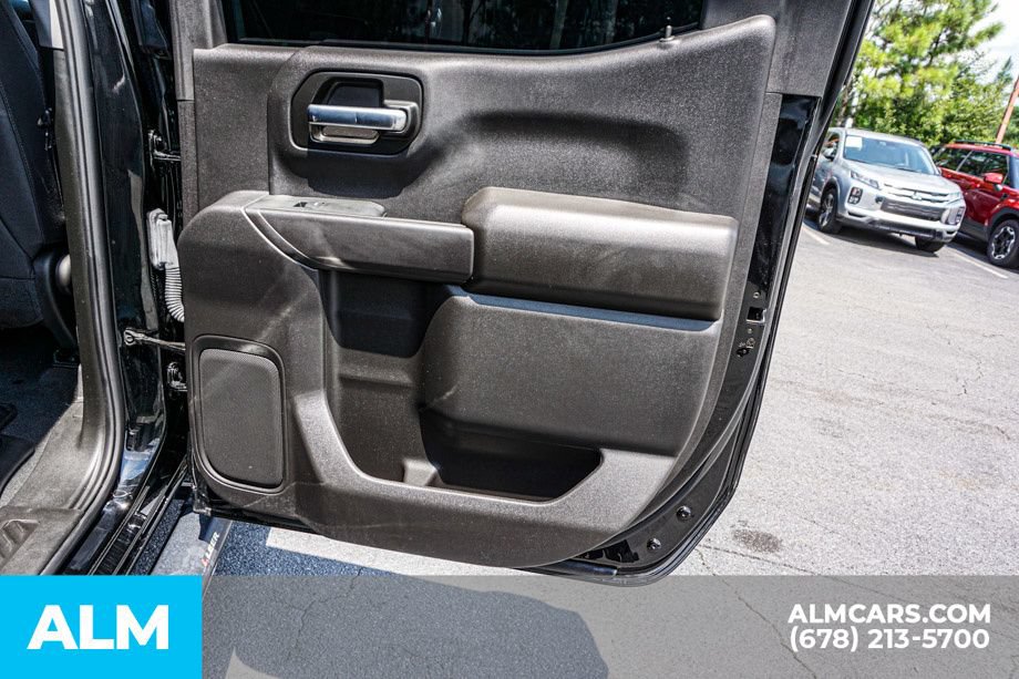 Used 2024 Chevrolet Silverado 1500 Custom Trail Boss w/ Dark Appearance Package AWD/4WD image 53