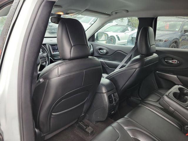 Used 2019 Jeep Cherokee Latitude Plus w/ Comfort/Convenience Group image 11