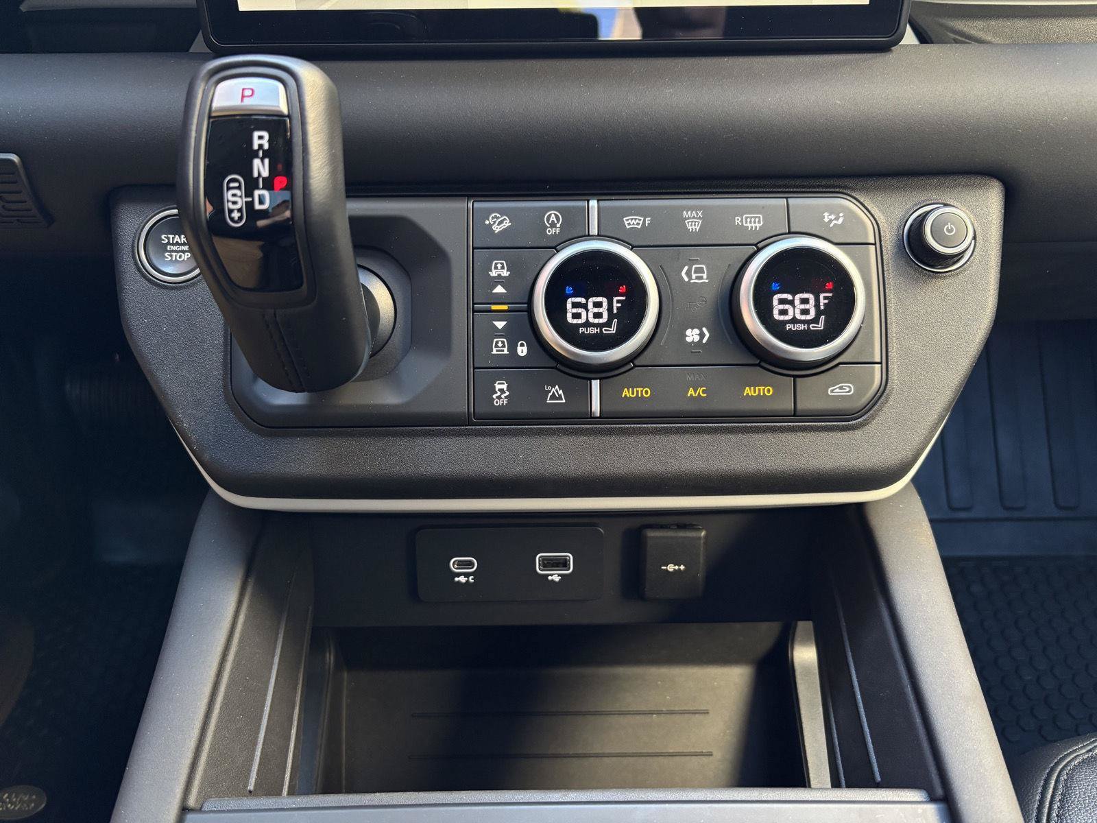 Used 2024 Land Rover Defender 110 S AWD/4WD image 19