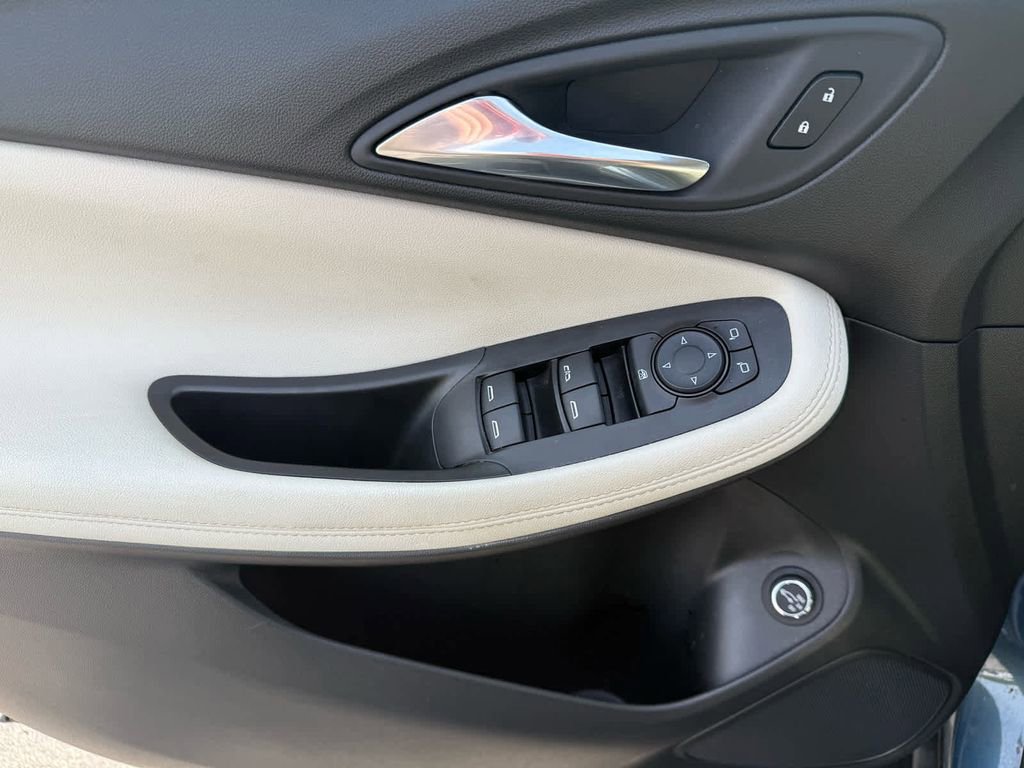 Used 2024 Buick Encore GX Sport Touring w/ Advanced Technology Package image 26