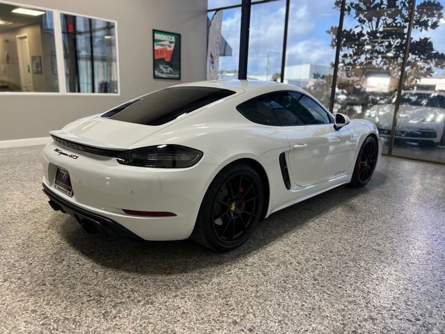 Used 2022 Porsche 718 Cayman GTS image 12