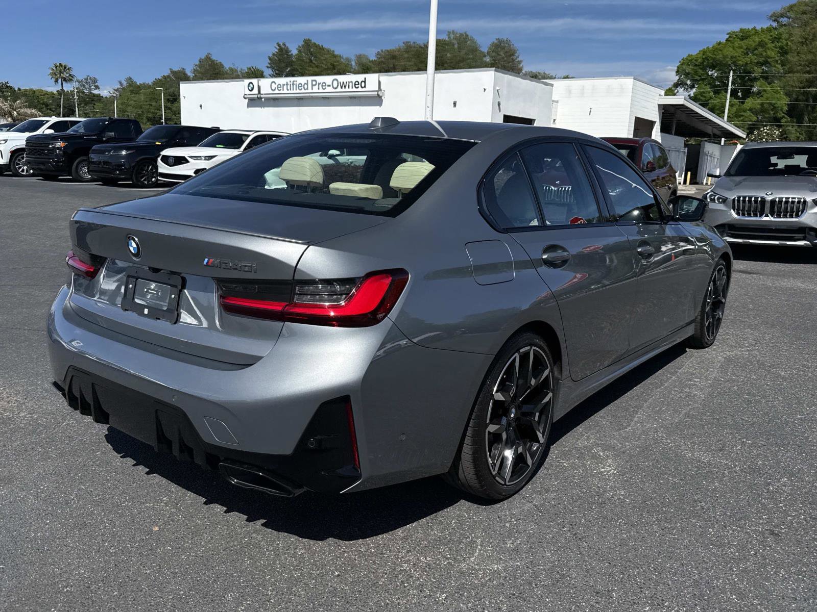 Used 2025 BMW M340i image 3