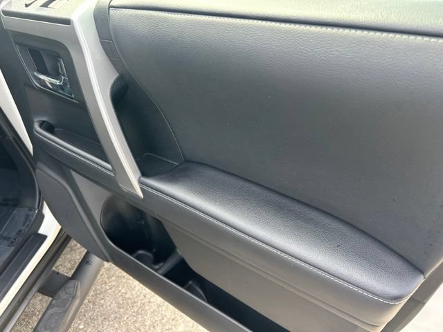 Used 2020 Toyota 4Runner SR5 RWD image 10