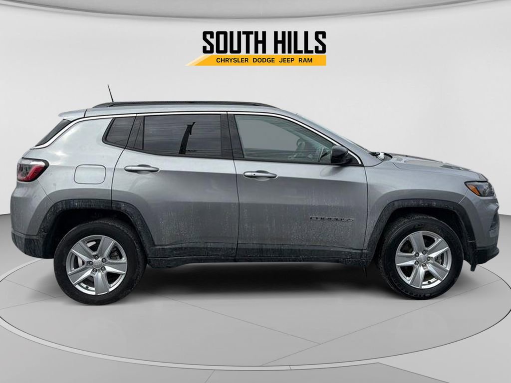 Certified 2022 Jeep Compass Latitude AWD/4WD image 8