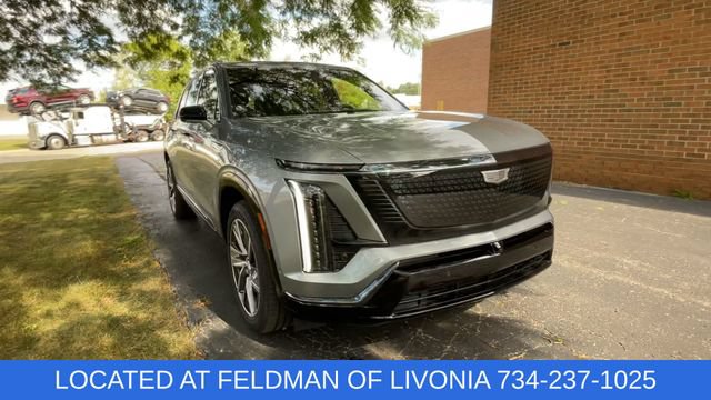 Used 2026 Cadillac Vistiq Sport w/ LPO, Floor Liner Package AWD/4WD image 2