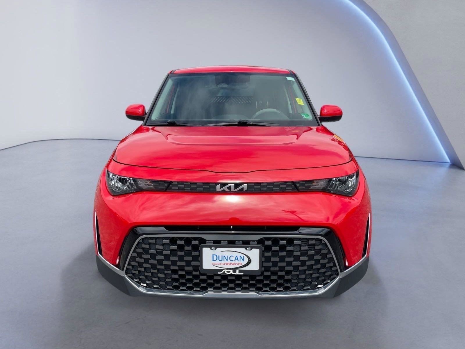 Used 2023 Kia Soul EX image 8