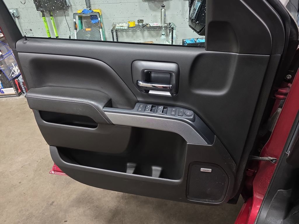 Used 2018 Chevrolet Silverado 1500 LT w/ All Star Edition AWD/4WD image 28