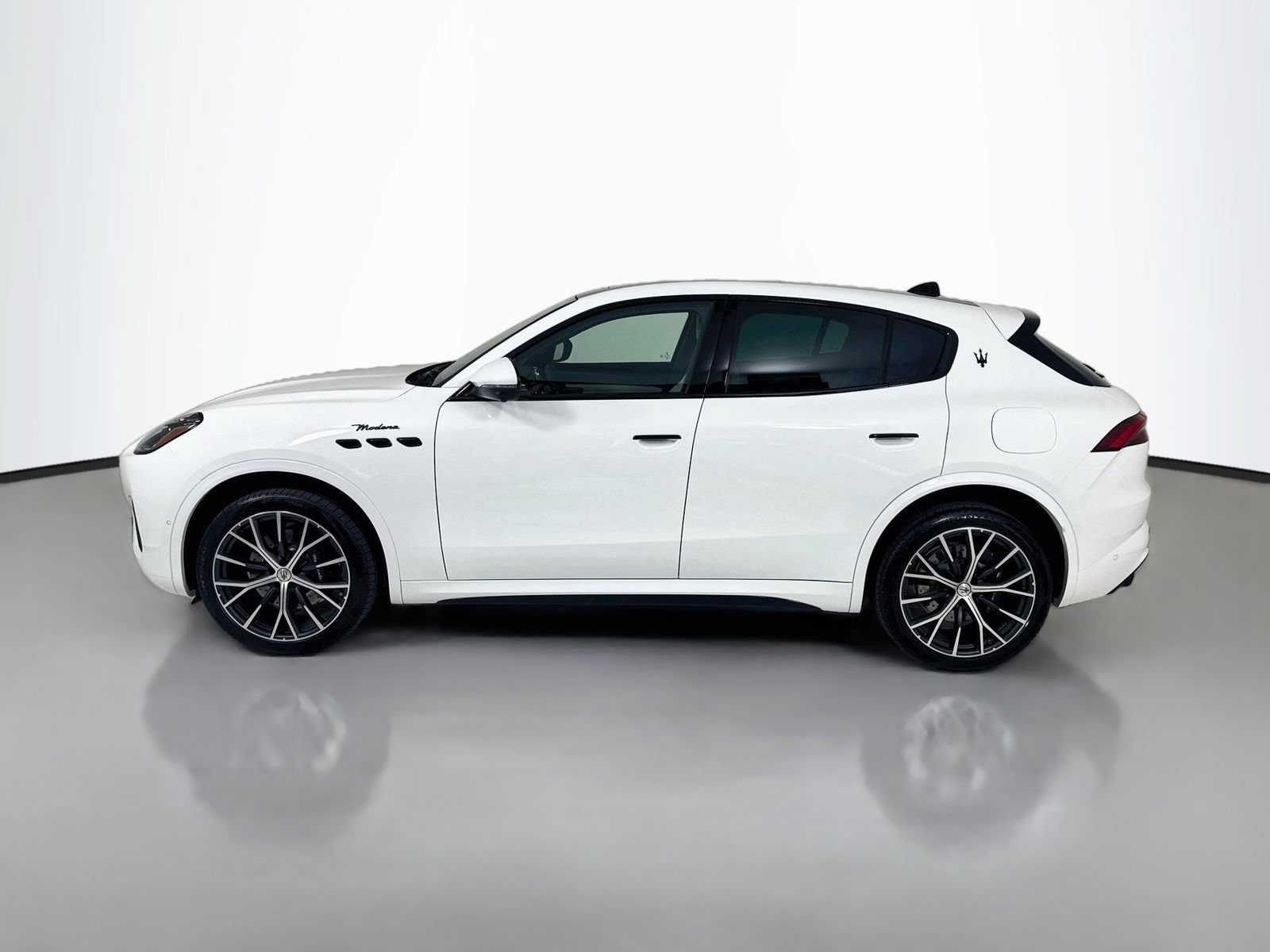 New 2026 Maserati Grecale Modena AWD/4WD image 4