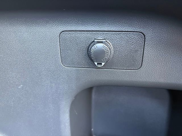 Used 2024 Toyota RAV4 XLE Premium image 32