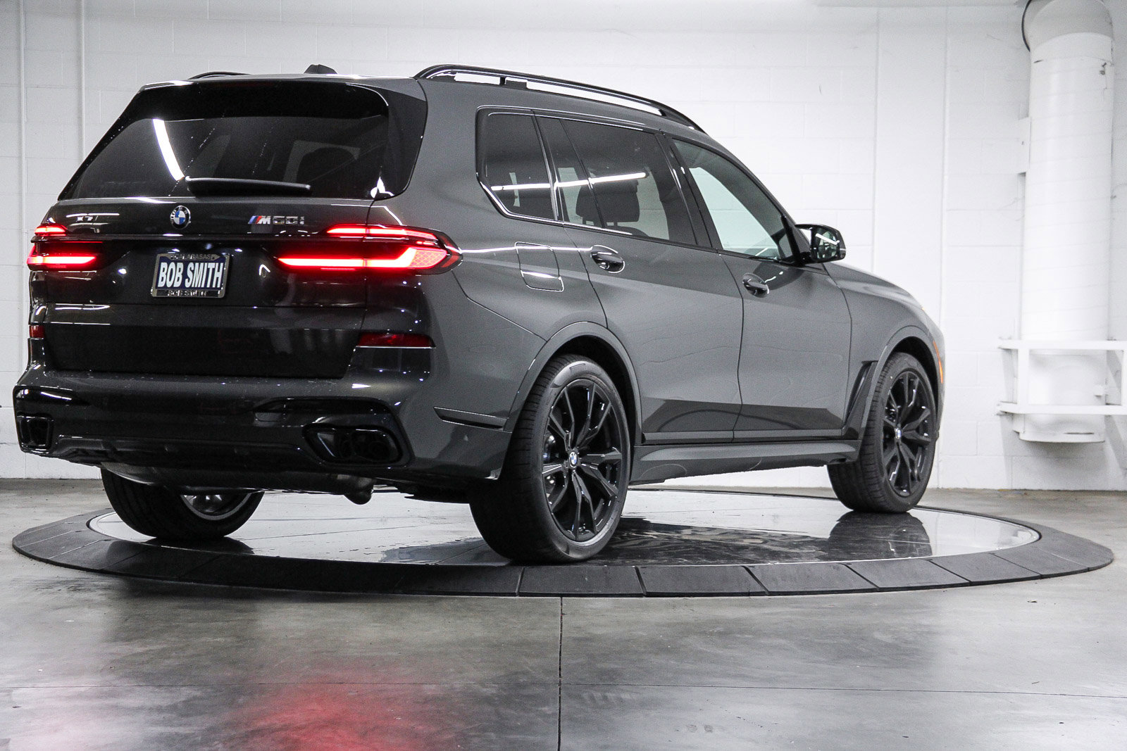 New 2026 BMW X7 M60i image 6