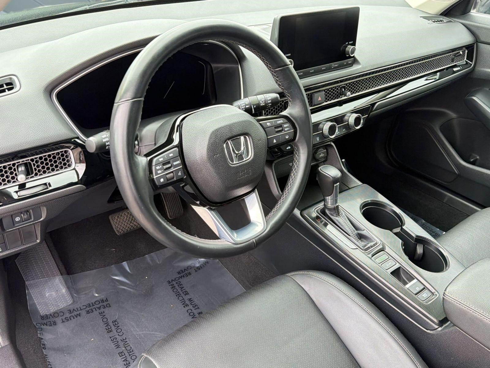 Used 2024 Honda Civic EX-L image 4