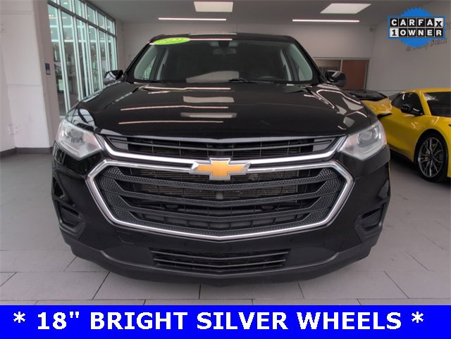 Used 2021 Chevrolet Traverse LS image 3